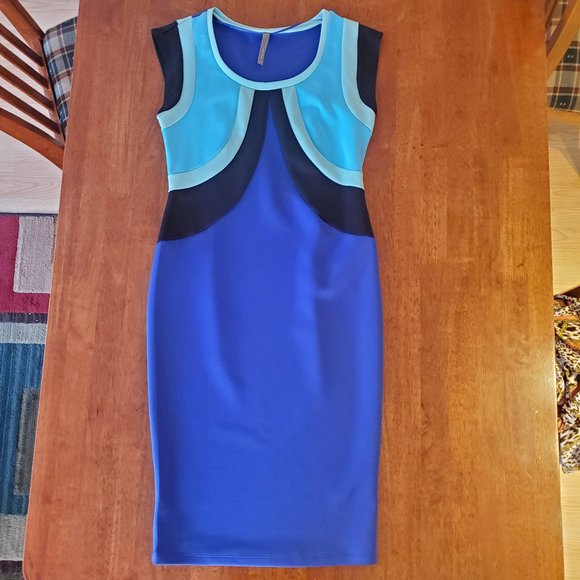 Thyme Maternity dress - Picture 1 of 2